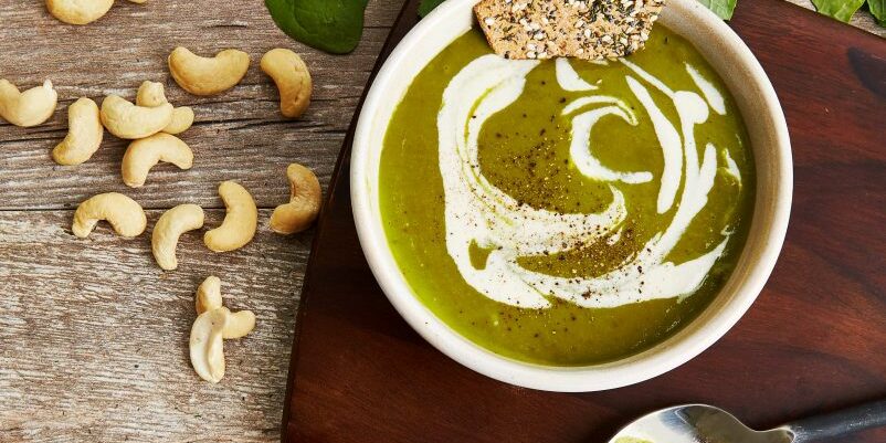 Velvety Kale soup with cashew cream