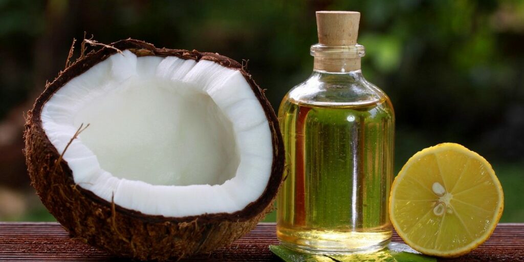 8 Benefits of Coconut Oil (Plus 4 Daily Uses)